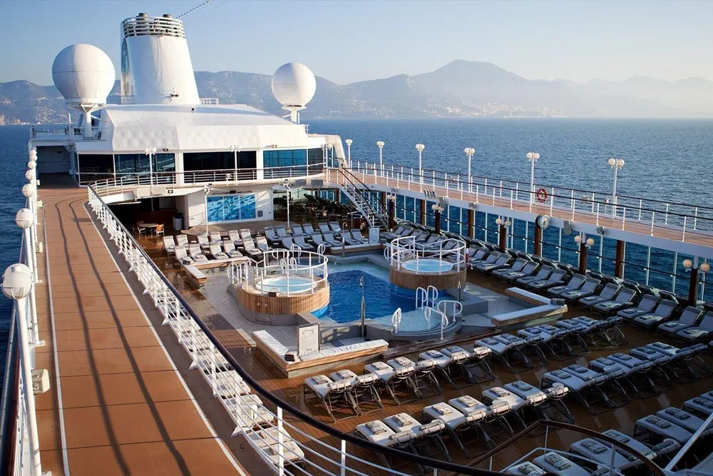 Фото 4 Azamara Quest