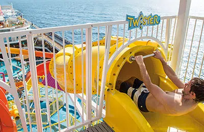 Фото 2 Carnival Fantasy ®