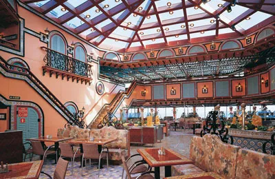 Фото 8 Carnival Victory ®
