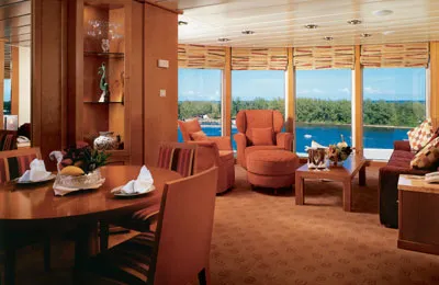 Фото 9 Celebrity Summit