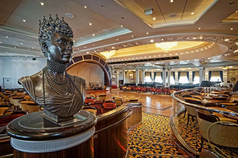 Фото 4 Queen Mary 2
