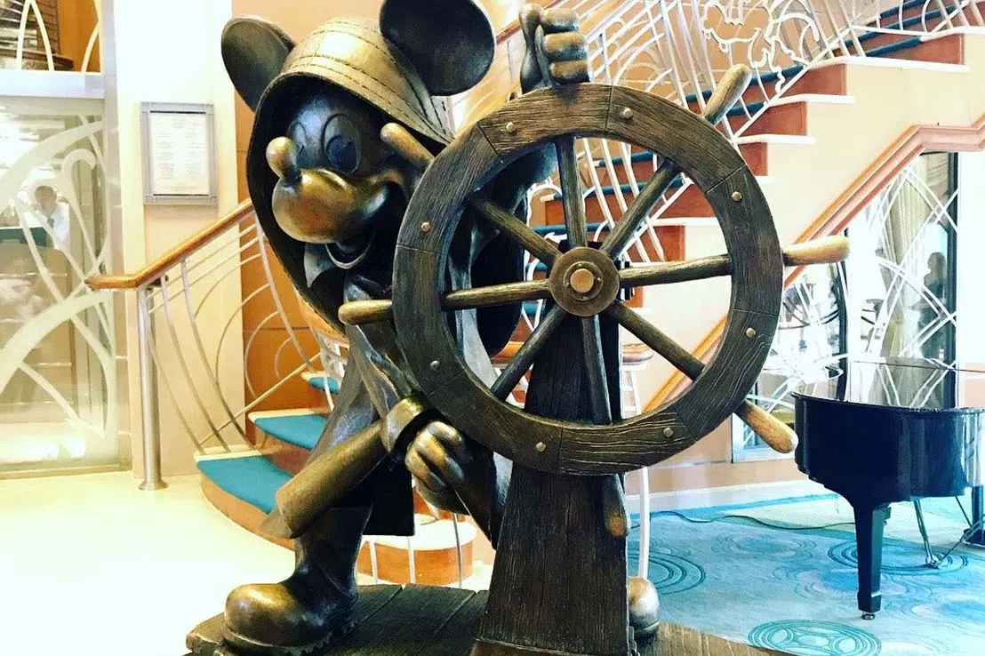 Фото 2 Disney Magic