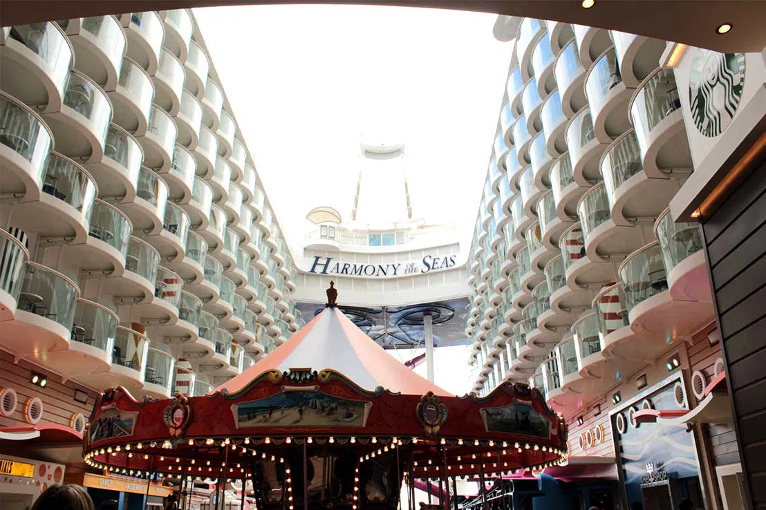 Фото 2 Harmony Of The Seas