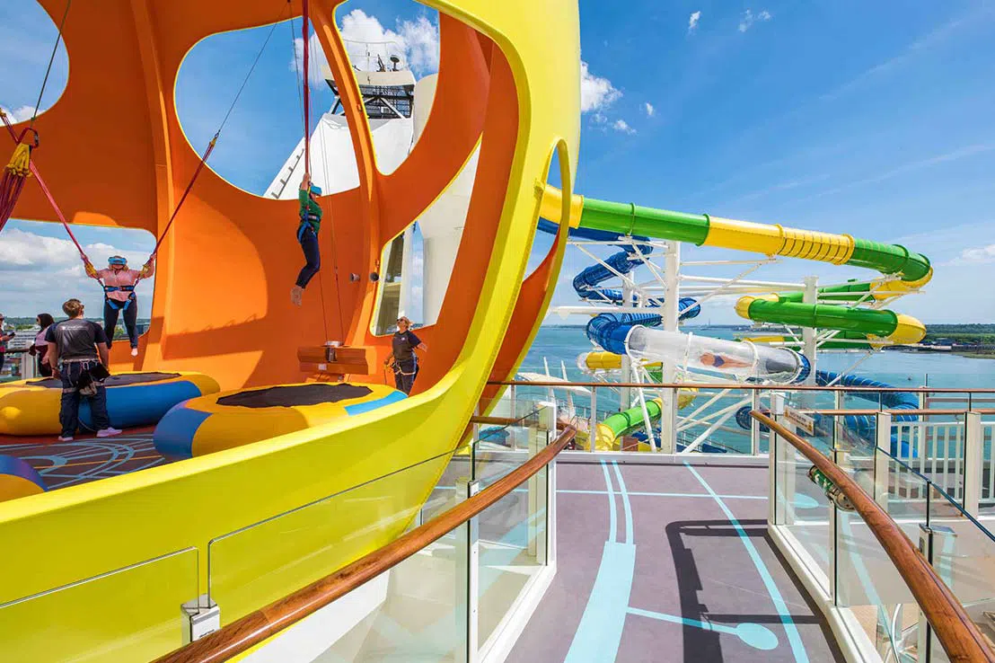 Фото 2 Independence  Of The Seas