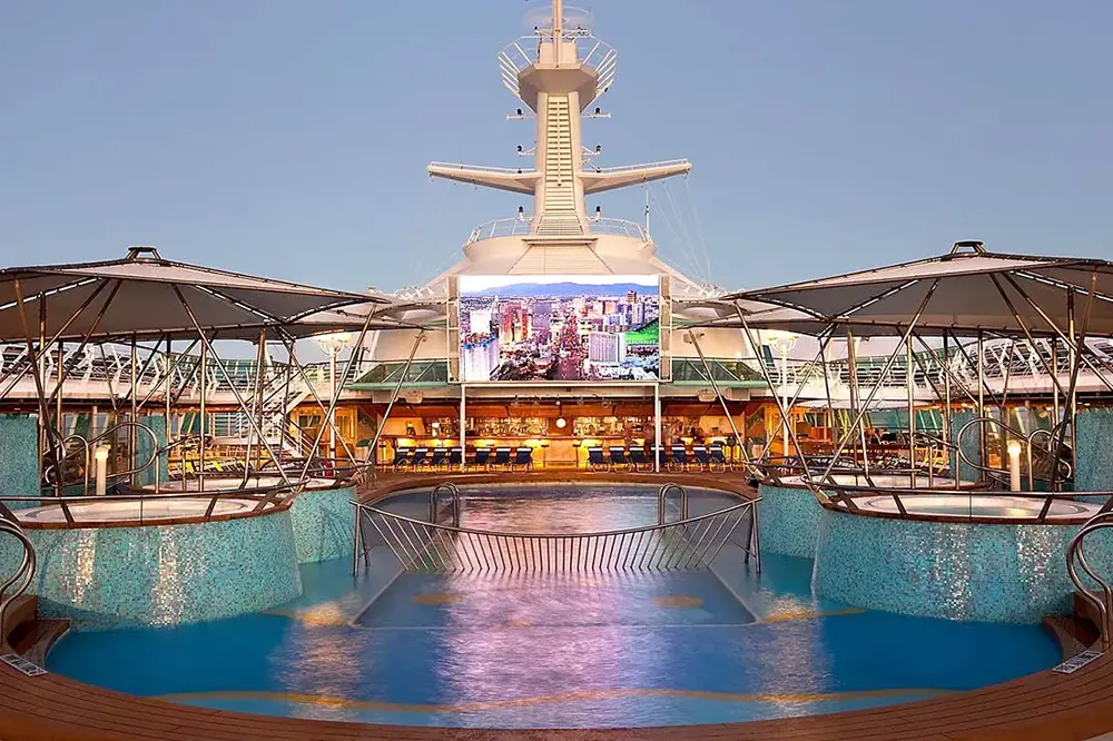 Фото 8 Jewel  Of The Seas