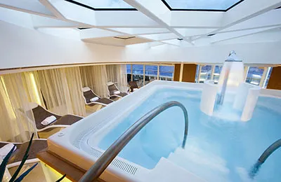 Фото 4 Seabourn Odyssey