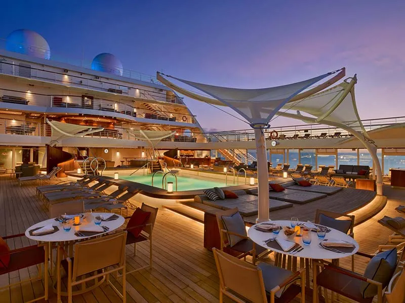 Фото 8 Seabourn Ovation