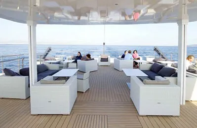 Фото 6 Megayacht Variety Voyager
